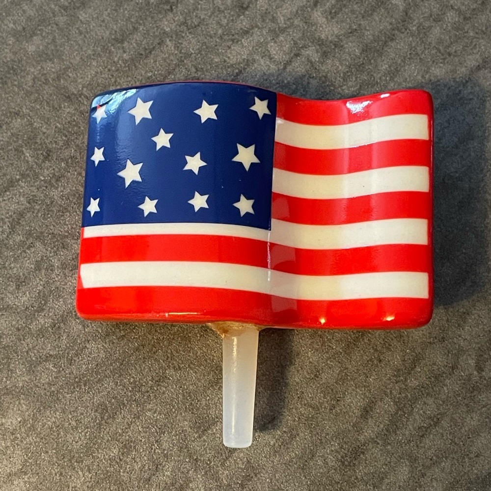 Nora Fleming American Flag Retired Ceramic Americana Patriot July 4th - Picture 2 of 4